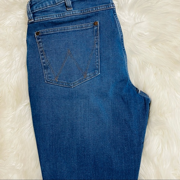 NWOT Wrangler Women's Retro High Rise Trouser Boot Flare Stretch Sz 31x36 - Picture 11 of 15